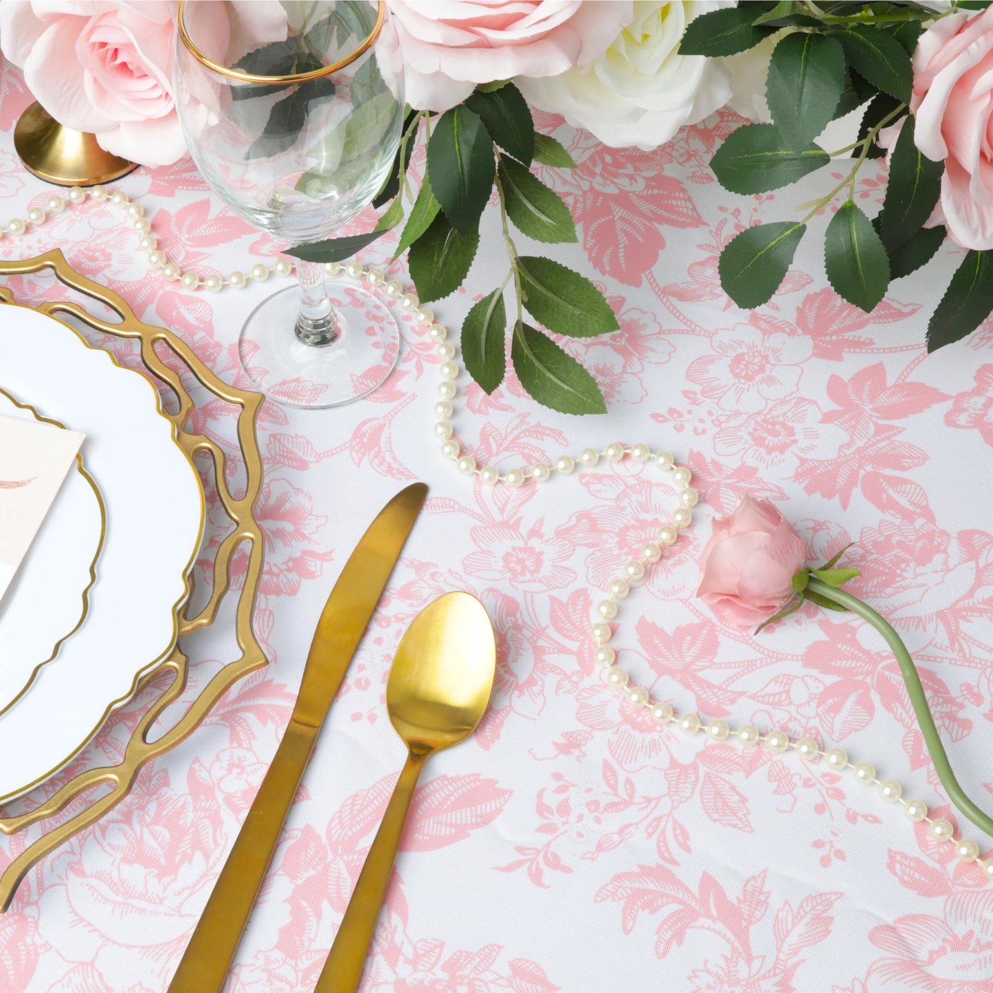 The Essential Tablecloth for Unforgettable Weddings & Events